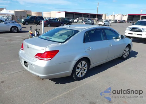 2010 Toyota Avalon Xls z USA, uszkodzony, nr VIN 4T1BK3DB6AU361903